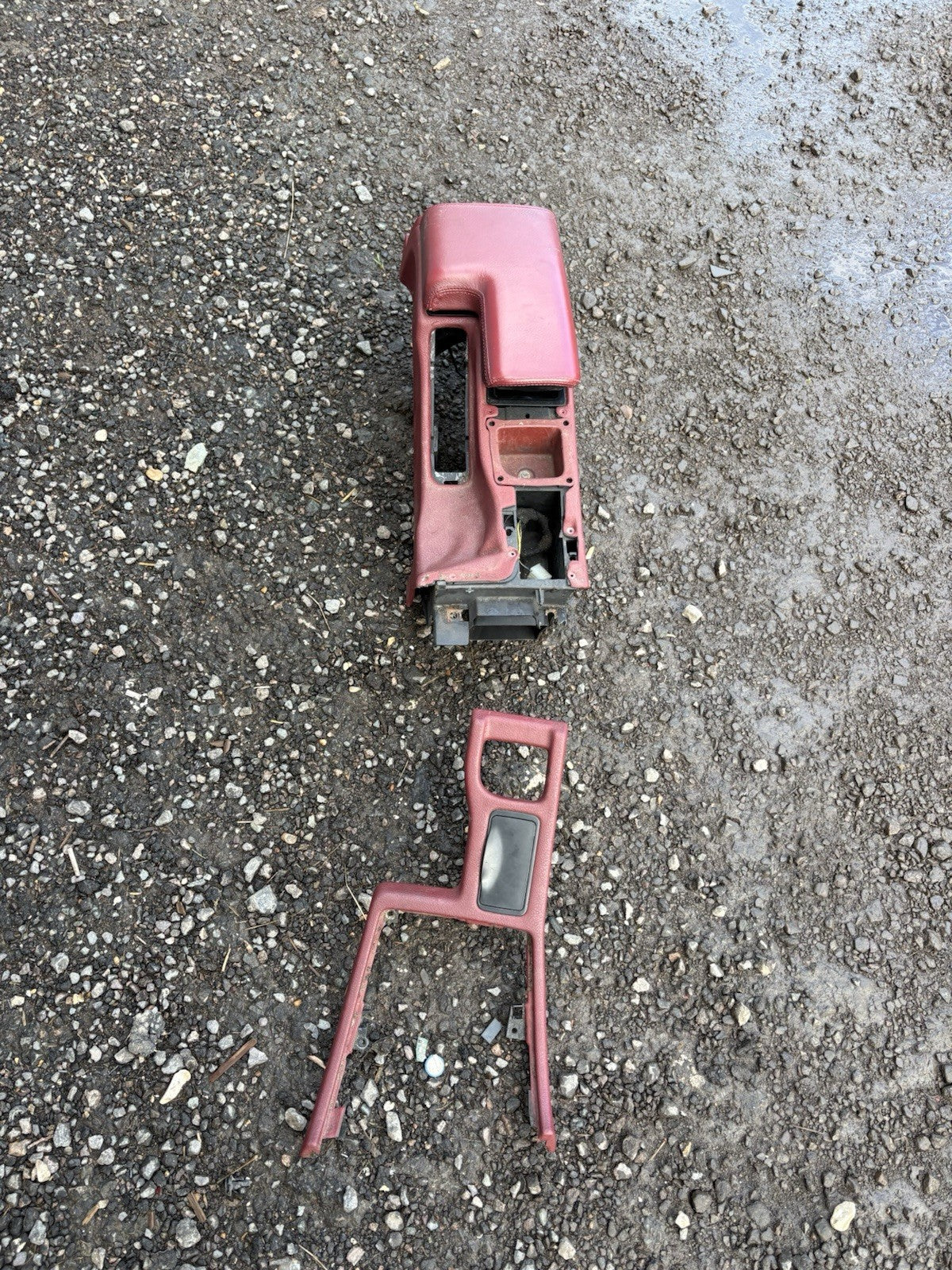Alfa Romeo  Brera Centre Console Storage Lid Red Flap Rare 0