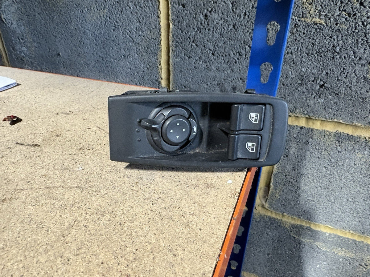 Alfa Romeo Brera Drivers Window Switch0