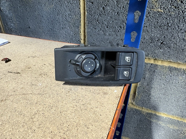 Alfa Romeo Brera Drivers Window Switch0