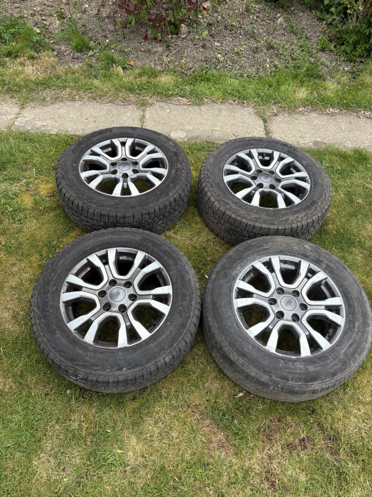 SET OF 4 FORD RANGER WILDTRAK 18" ALLOYS WITH TYRES 265/60/18 Rims Diamond Cut0