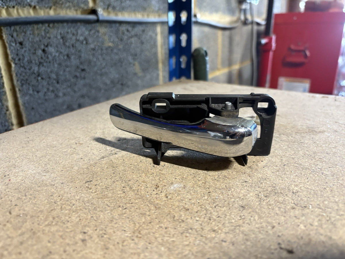 Alfa Romeo Gt 147 Interior Door Handles X2 Nearside And Offside Left Right Pair0