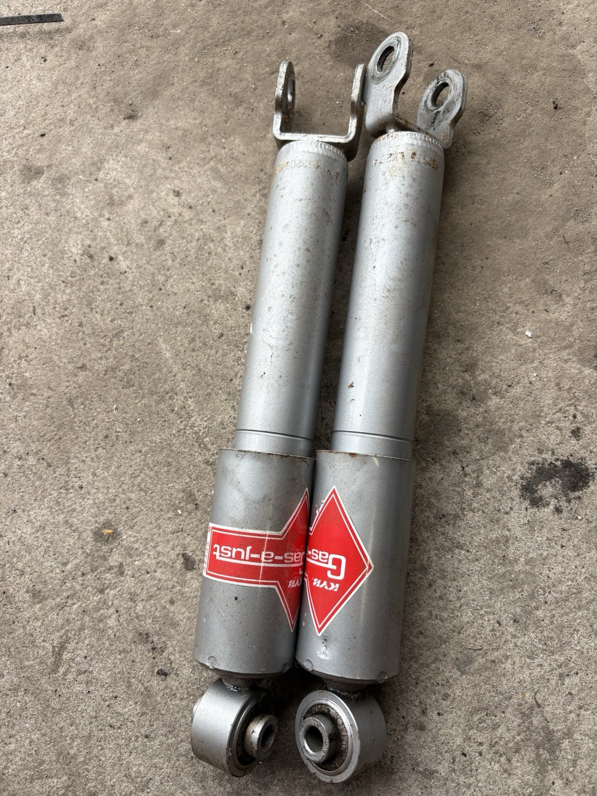 Rear Shock Absorbers - Alfa Romeo 916 Spider GTV 1995-2005 X20