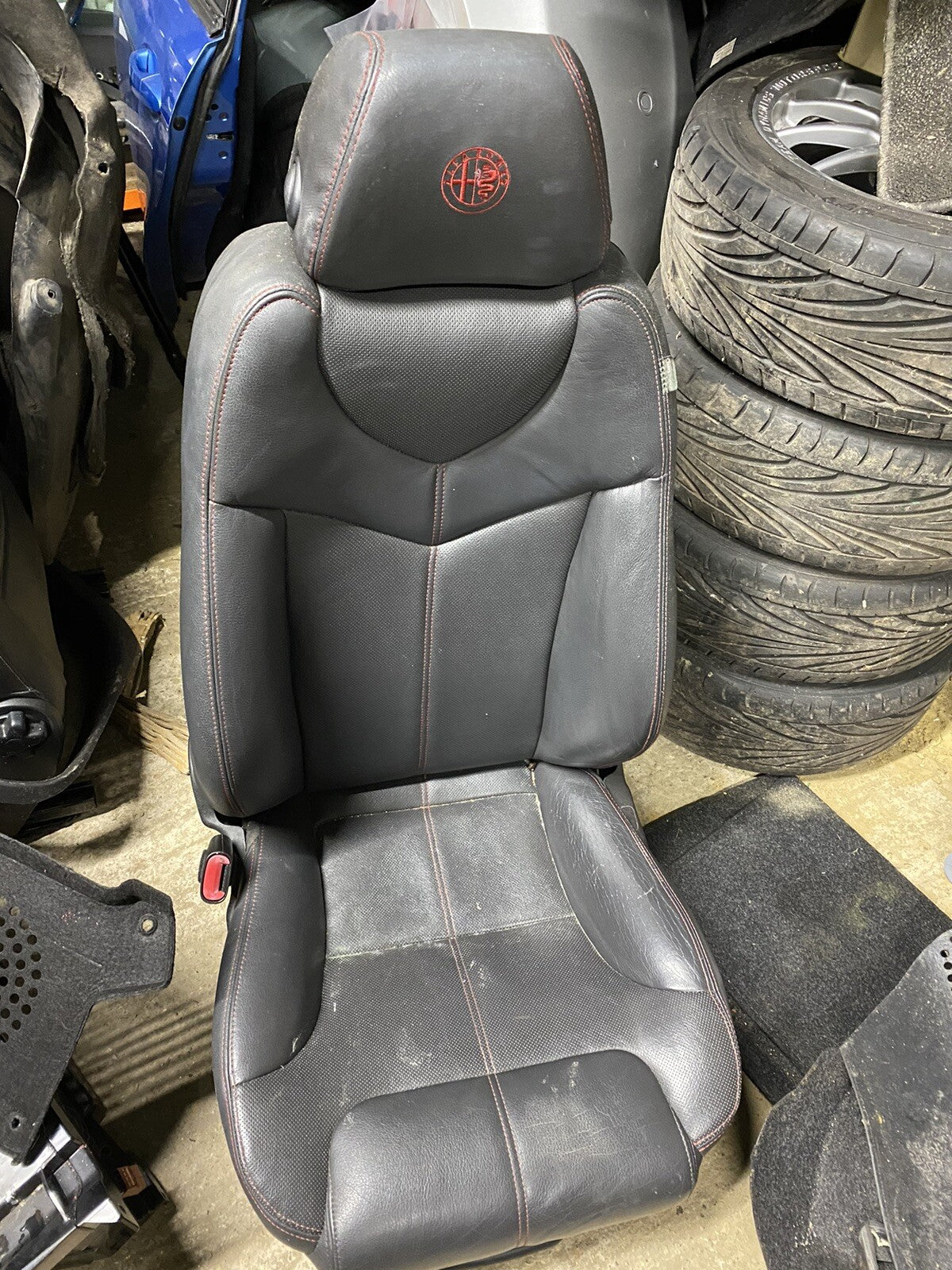 Alfa Romeo Blackline Leather Passenger Front Seat  Working Tilt0