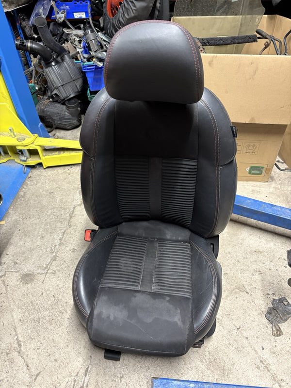 Alfa Romeo Giulietta MK3 (940) Hatchback Genuine Front Left N/S Passenger Seat0