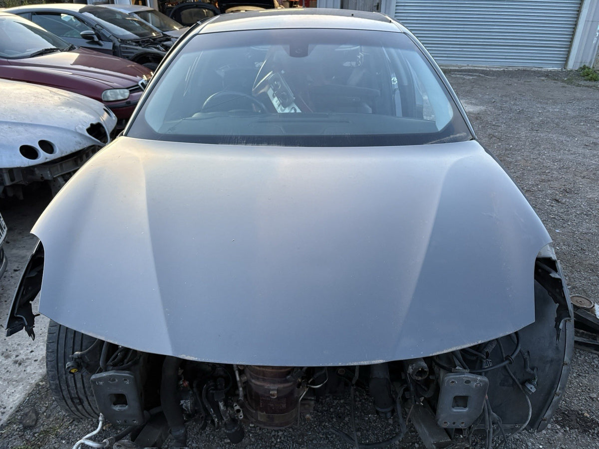 ALFA ROMEO GIULIETTA Bonnet 2010-2021 in GREY ( some scratches ) 3190