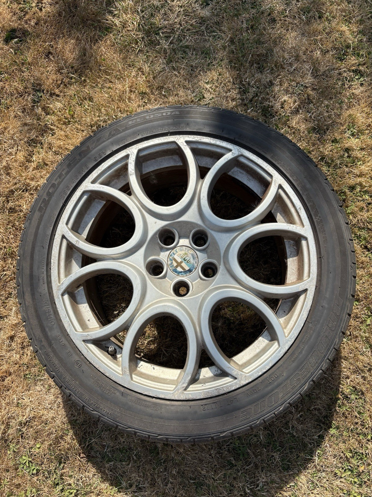ALFA ROMEO BRERA 18" ALLOY WHEEL Horse Shoe Rim With Tyre0