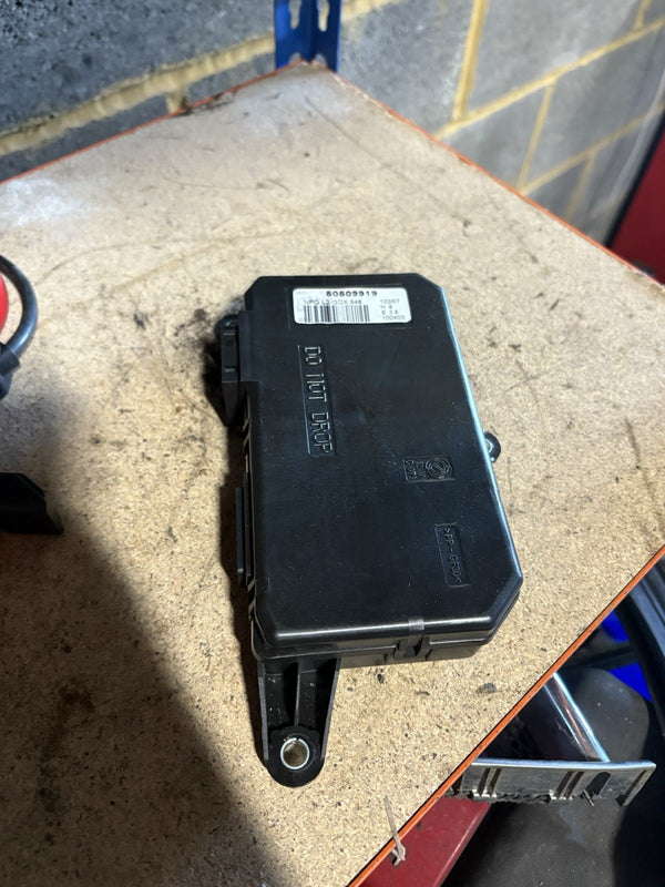 ALFA ROMEO BRERA 2.2 3.2 2.4 FRONT WINDOW ECU MODULE (O/S DRIVER) 505099190