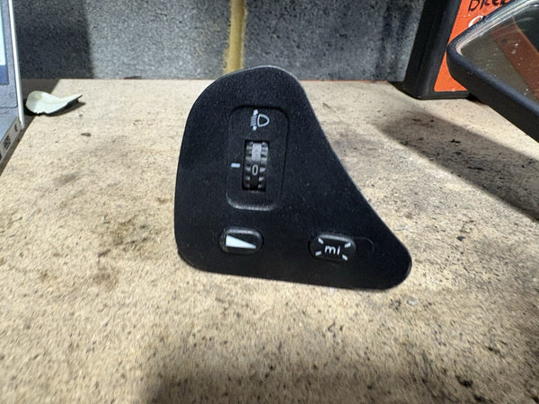 1996-2007 ALFA ROMEO 156 HEADLIGHT LEVEL ADJUSTER SWITCH PANEL BUTTON FREEPOST0