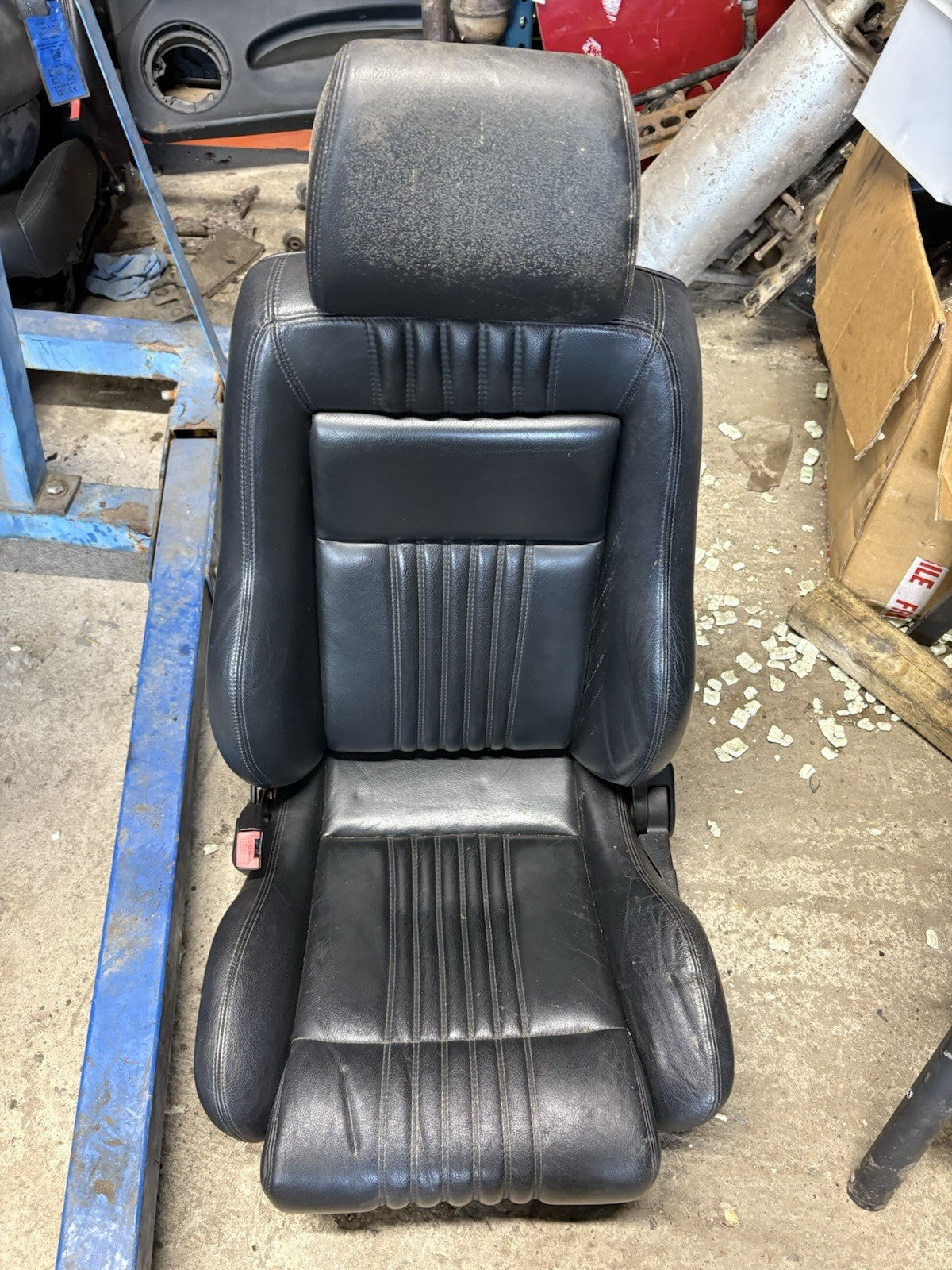 Alfa Romeo Gtv Spider 916 Seats Leather Left Passenger  seat chair0