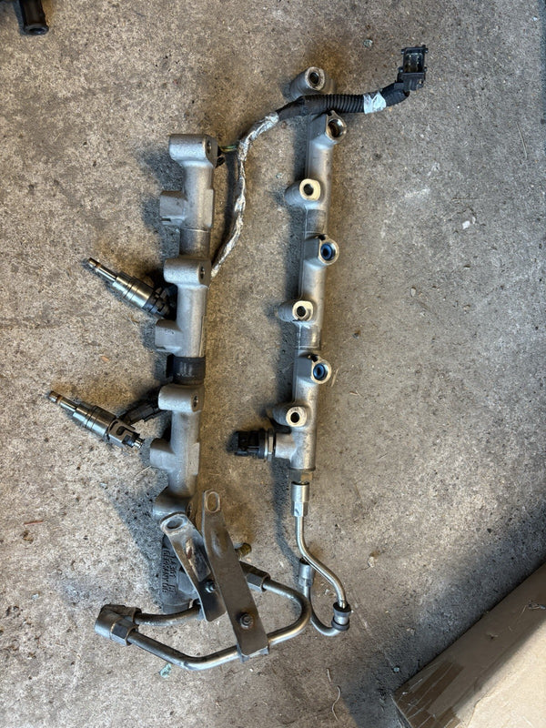 55215395 1.4301 ALFA ROMEO 159 BRERA SPIDER 3.2 JTS V6 FUEL INJECTOR  RAILING0