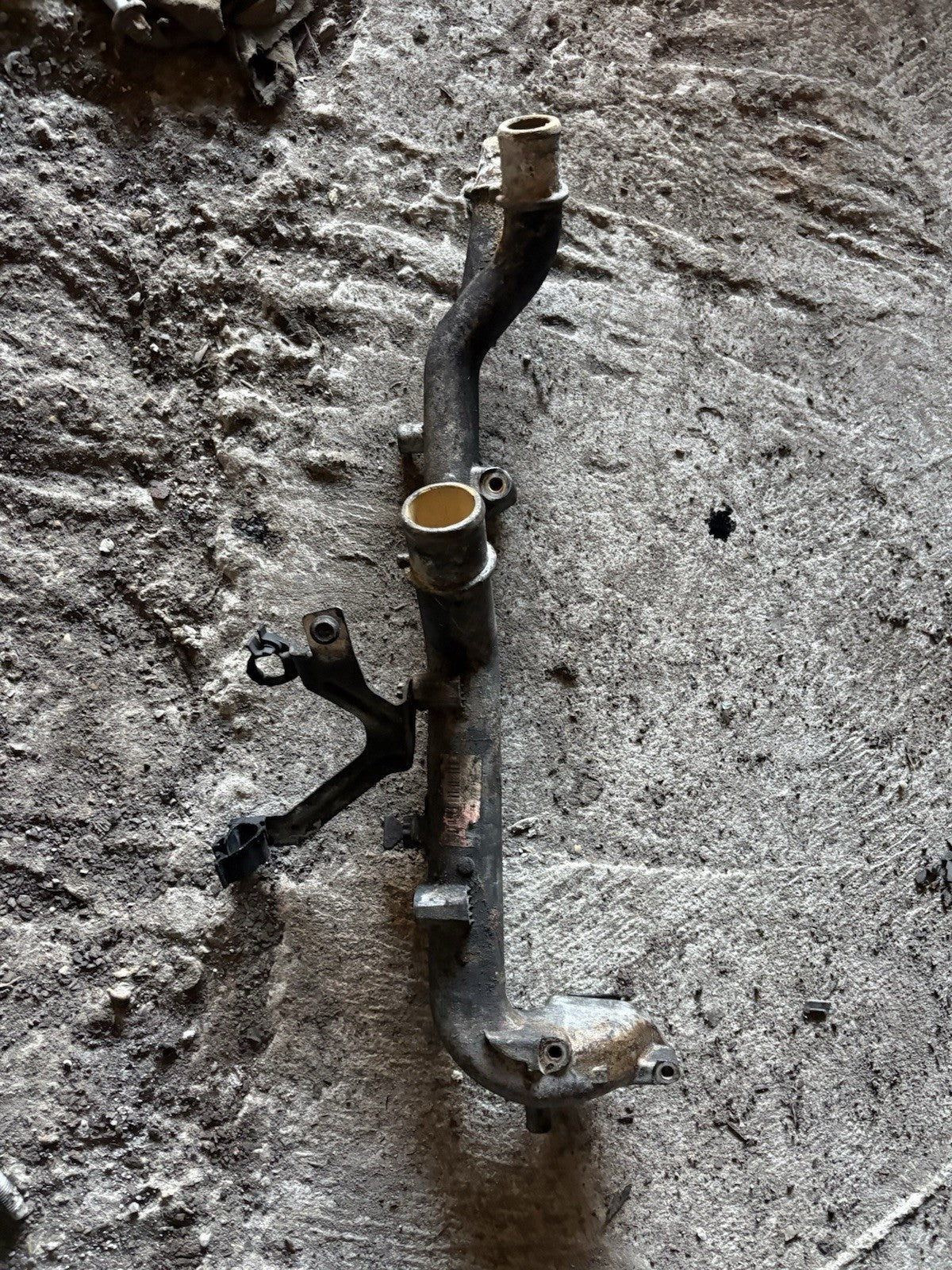 ALFA ROMEO 159 BRERA SPIDER 2.4 JTDM WATER COOLANT PIPE Metal0