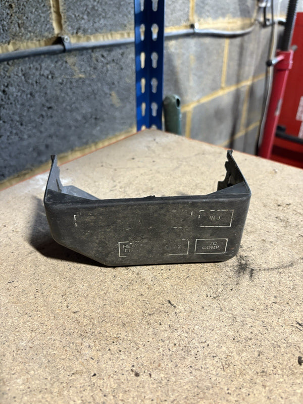 Alfa Romeo 156 relay box cover 60624383. 2.0 2.5 Twinspark Busso GTA 3.20