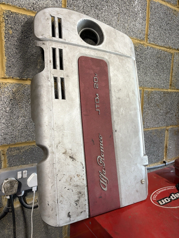 Alfa Romeo 159 Brera 2.4 JTDM Engine Cover0