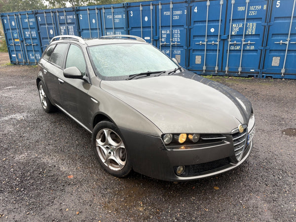 Alfa Romeo 159 sportwagon estate 1.9 diesel0