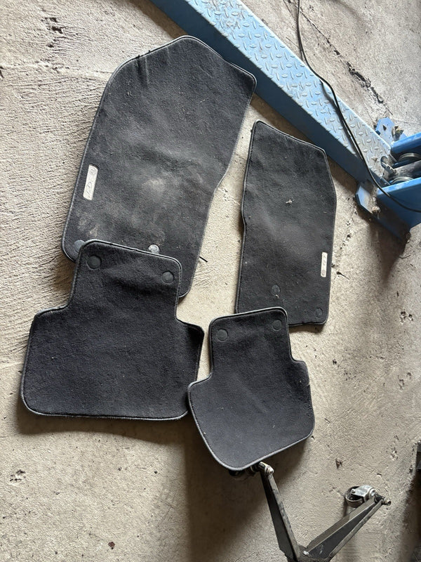 Alfa Romeo Gt Carpet Mats 2004-2010 Cloverleaf Blackline Matts0