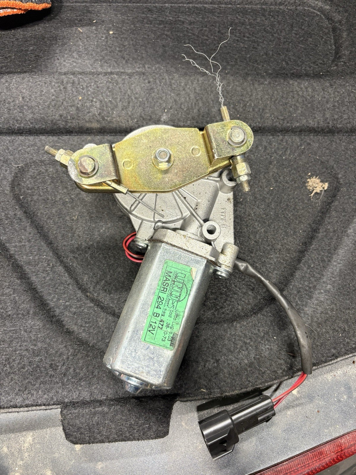 Alfa Romeo Spider Clam Shell Locking Motor Roof Lock0