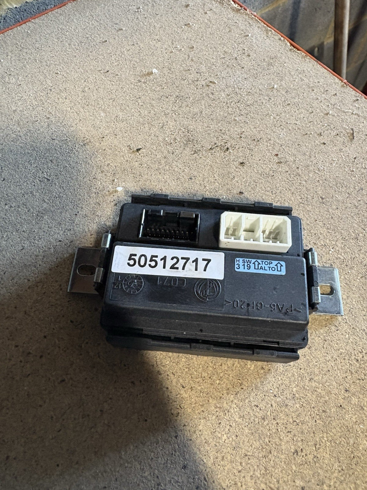 Alfa Romeo Gt Window Control Module. 50512717 .0