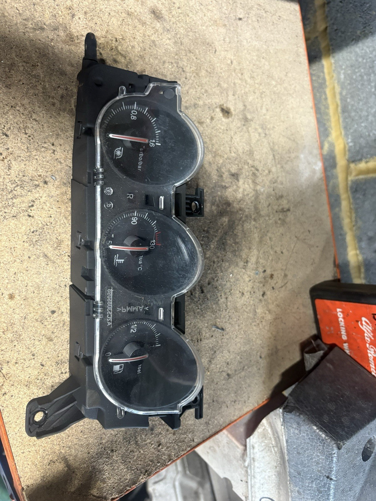 ALFA ROMEO BRERA 2.4 JTDM TURBO TEMP & FUEL GAUGE 50501104 oil temp0