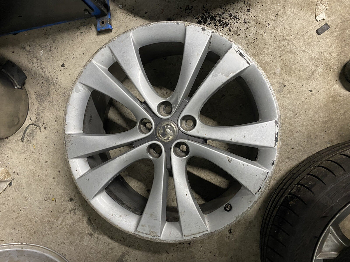 Vauxhall Insignia 20” Alloy Wheel With  No Sri Tyre Rim Vxr50