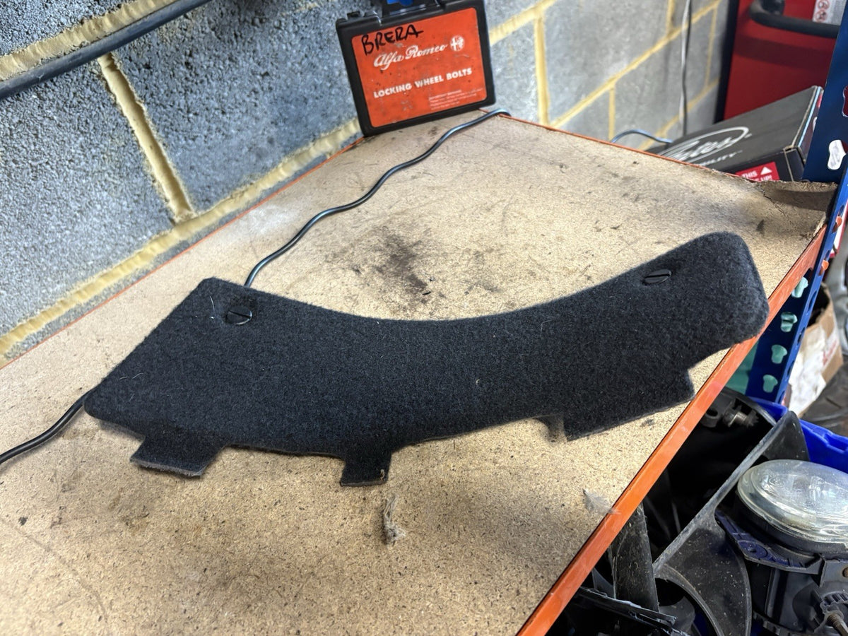 ALFA BRERA/SPIDER N/S/R LIGHT INSPECTION COVER 05-11 Left0