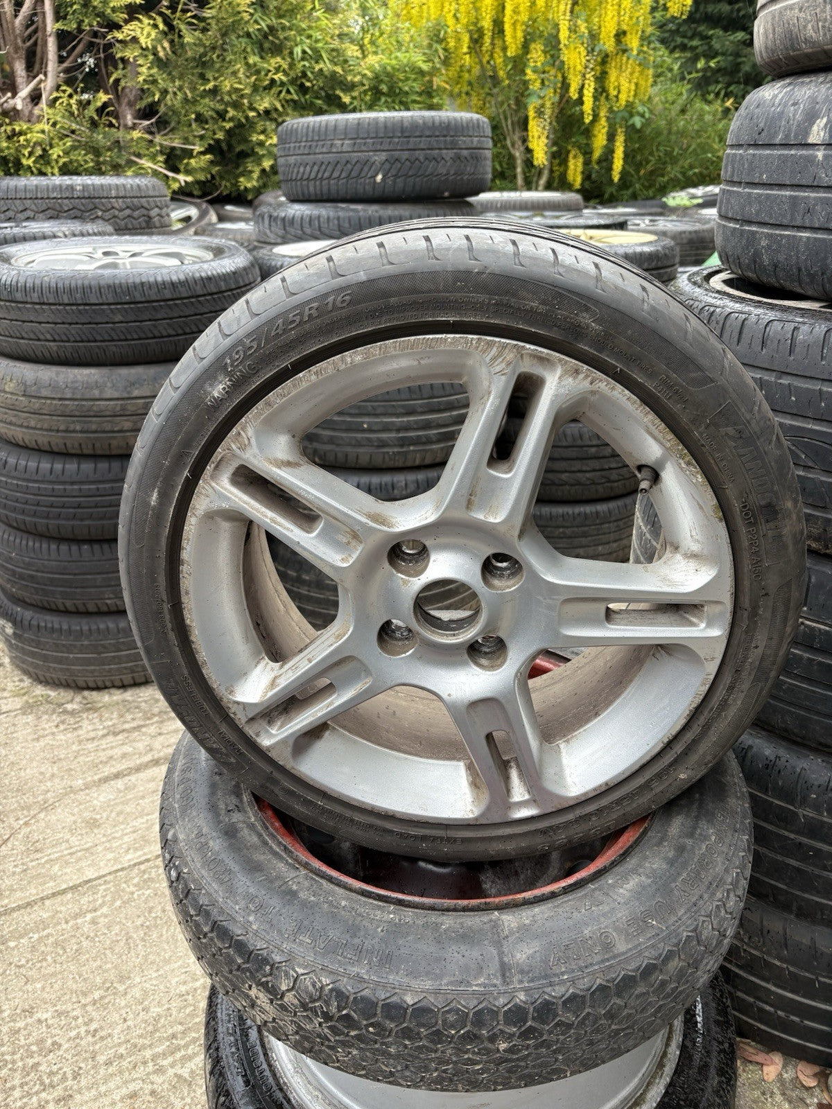 16" FORD FIESTA ZETEC S MK 7 MK 8 5 SPLIT SPOKE 4 STUD ALLOY WHEEL  Fx20