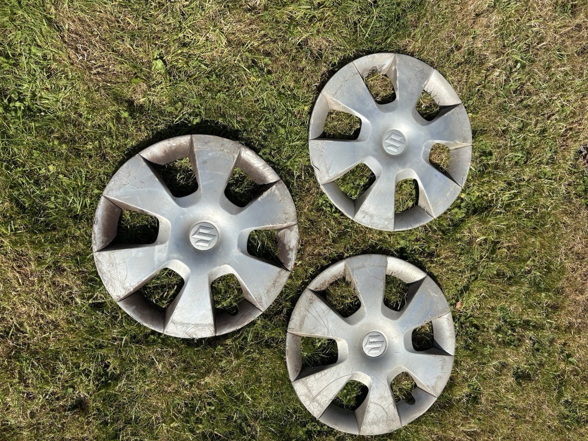 X3  SUZUKI ALTO WHEEL TRIMs HUB CAPs 2010-15 43250M68K000