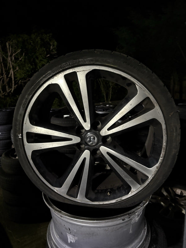 Vauxhall Insignia 20" Inch SRI / VX-Line Alloy Wheel With Tyre Sri 50