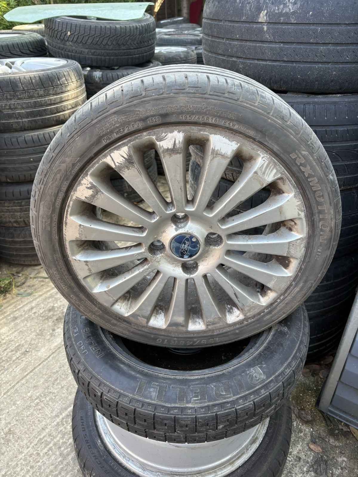 16" FORD FIESTA MK 7/8 Titanium 15 Spoke ALLOY WHEEL And 195/45 R16  TYRE Xs10