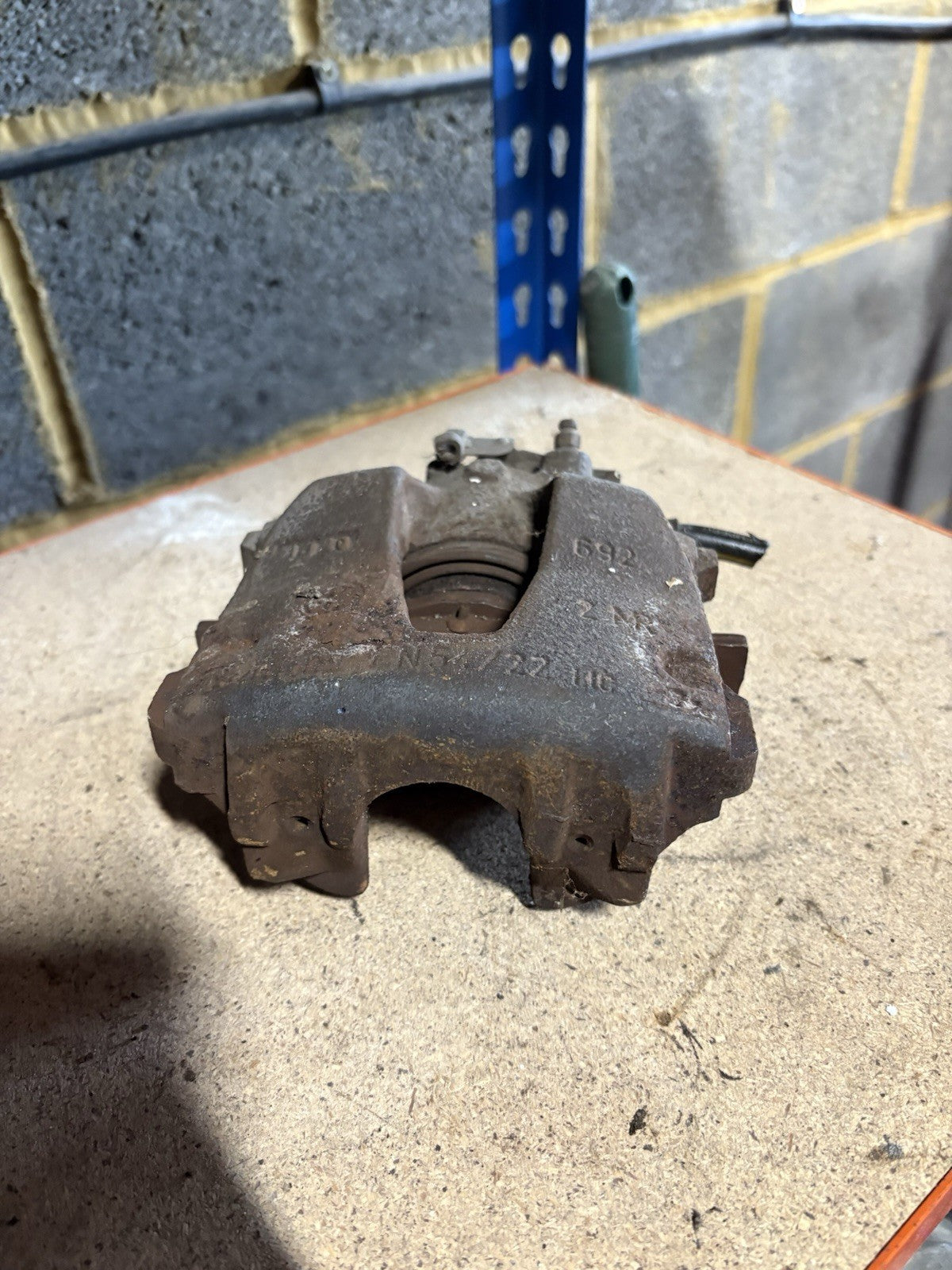Alfa Romeo 156 Left Passenger N/S Front Brake Caliper 2.0 1.8  Petrol 1997-20020