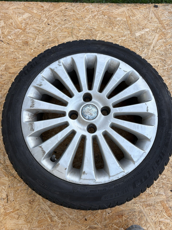 16" FORD FIESTA MK 7/8 Titanium 15 Spoke ALLOY WHEEL And 195/45 R16  TYRE Xs140
