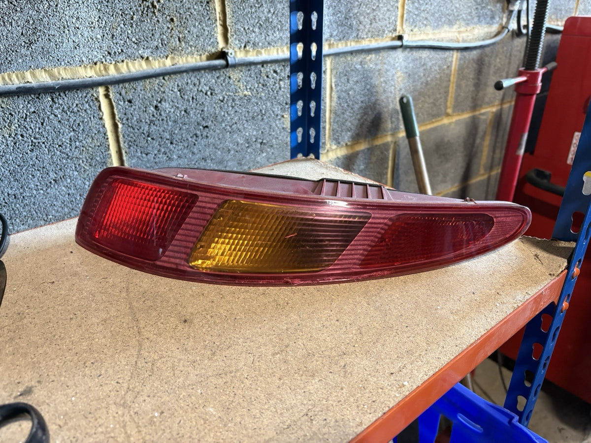 ALFA ROMEO GT REAR LIGHT RIGHT DRIVERS /937 3 DOORS COUPE O/s Drivers Offside0