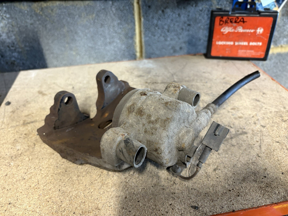 ALFA ROMEO GIULIETTA FRONT BRAKE CALIPER Passenger SIDE Left  2010-2016 1.4 2.00