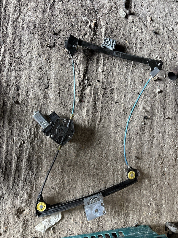 Alfa Romeo Brera Drivers Window Regulator O/S0