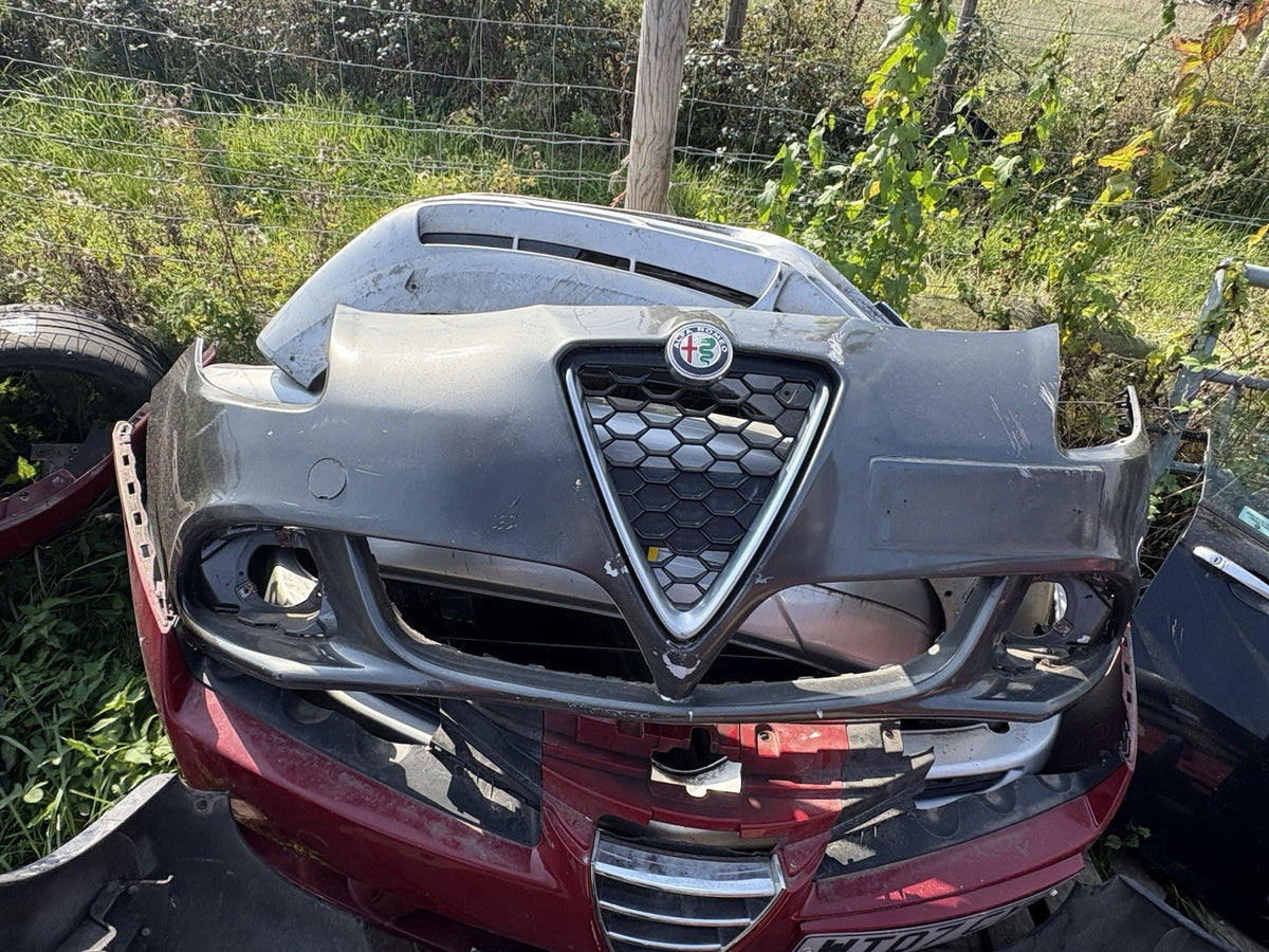 Alfa Romeo Giulietta complete front bumper grey - Grigio Antracite / 3190