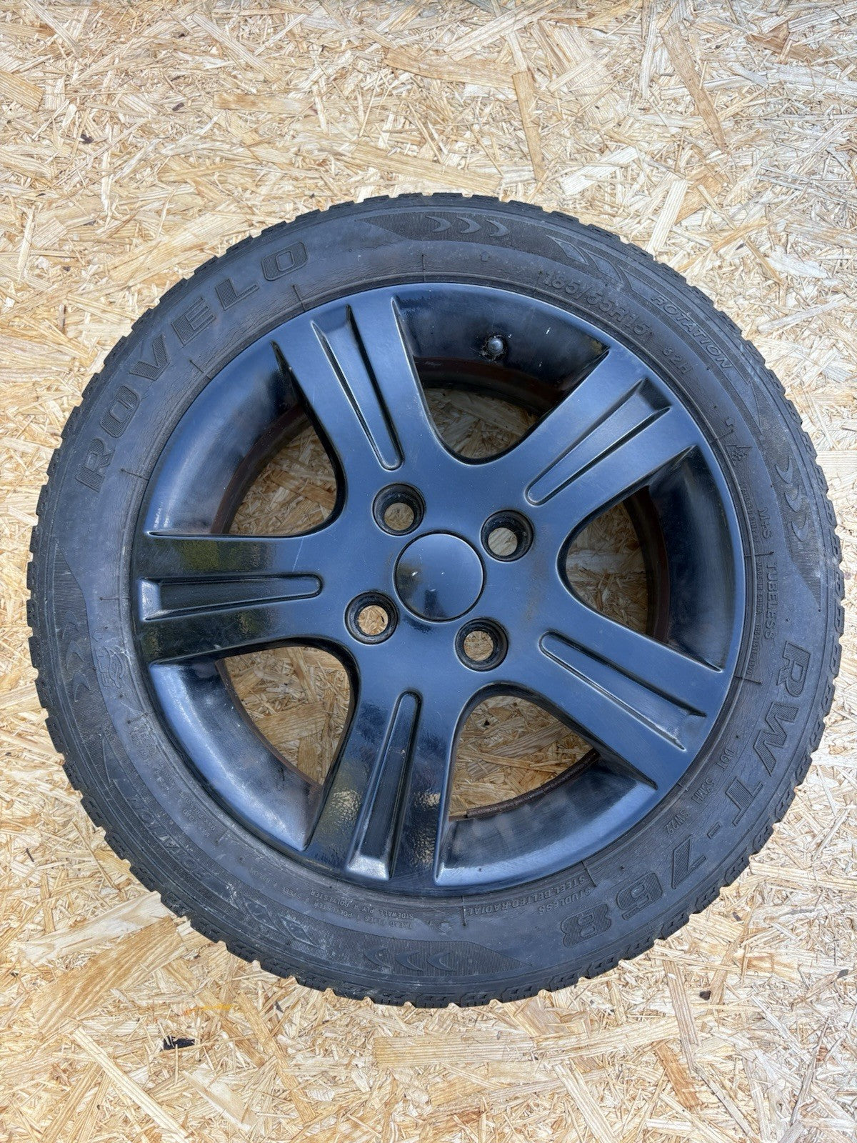 X1 15” Ford Fiesta Alloy Mk6 Mk7  With Tyre Rim Twin Spoke Zetec Fusion Black0