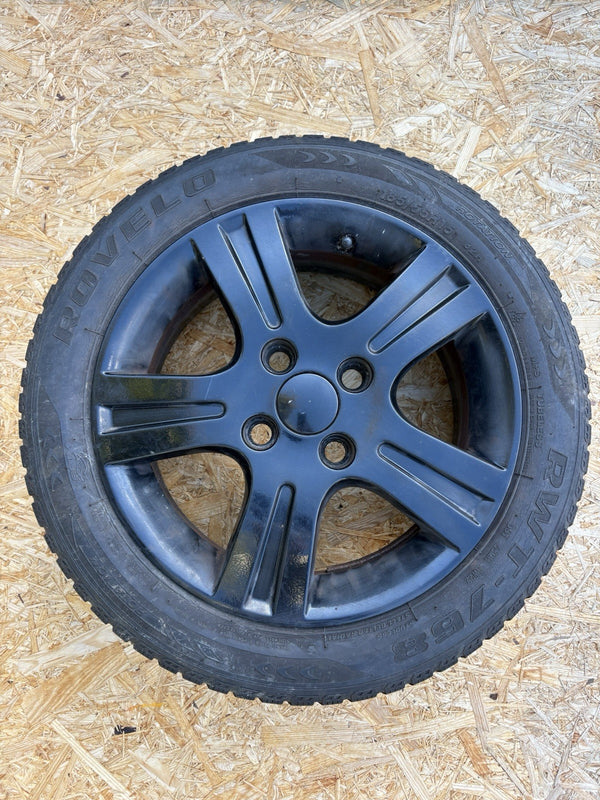 X1 15” Ford Fiesta Alloy Mk6 Mk7  With Tyre Rim Twin Spoke Zetec Fusion Black0