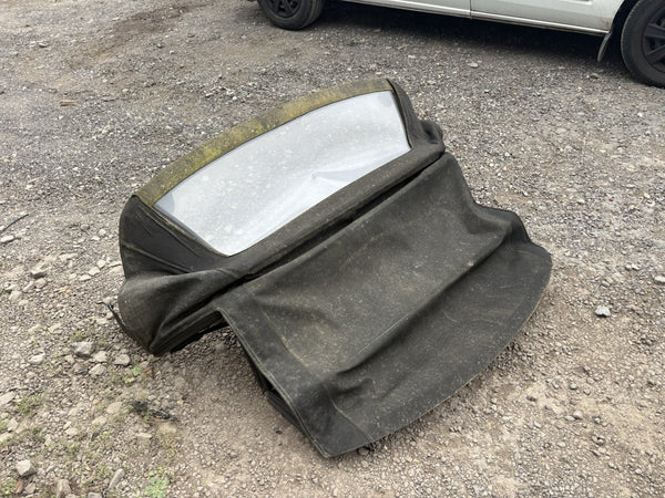 Alfa Romeo Spider 916 Black Roof With Window 0